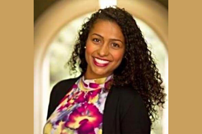 Julissa Muñiz headshot